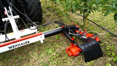 Unterstockbürste hydraulisch mit Taster und Schnittwalze